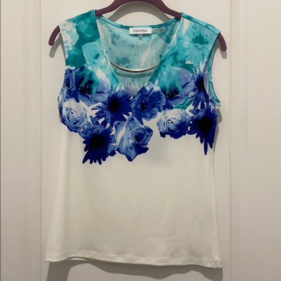 Calvin Klein Tops - Calvin Klein XS flower blouse